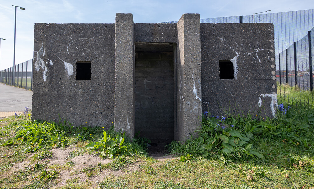 Bunker From Front 1000