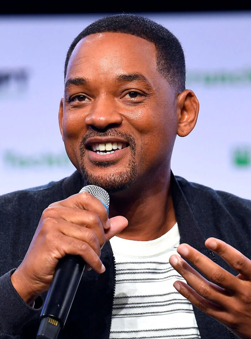 Will Smith Performing on the Promenade